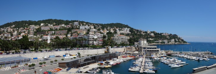 Panoramaansicht von Nizzas Küste